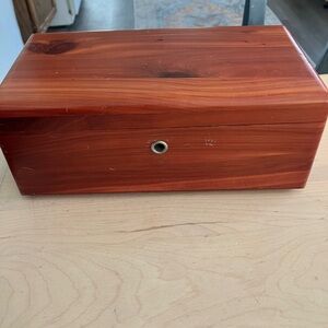 Vintage Lane Cedar Chest Box